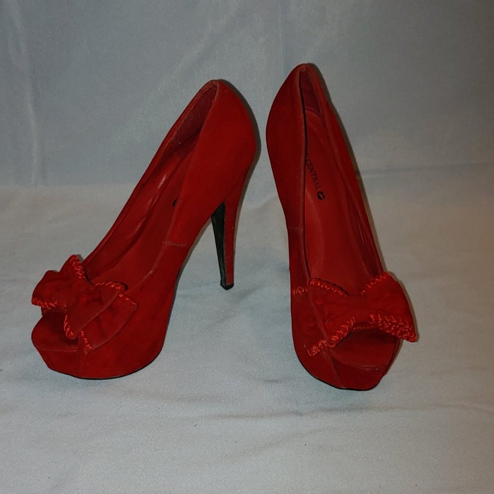 Body Central pumps